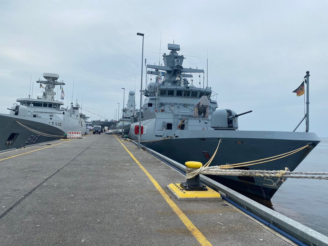شاركت البحرية الملكية ضمن فعاليات أسبوع كيل الفلكلوري بألمانيا مع مجوعة من القطع البحرية من أنحاء مختلفة من العالم